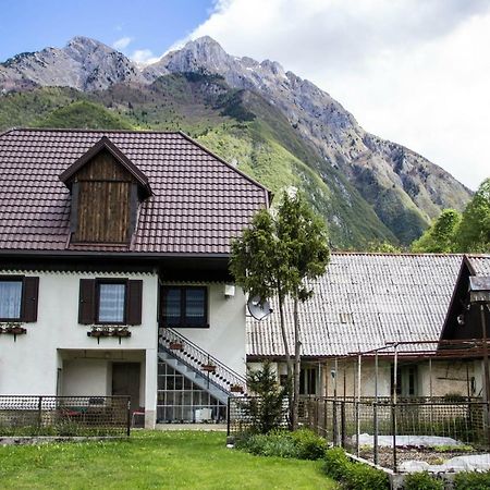 Apartma Kukc Bovec Apartamento Kal-Koritnica Exterior foto