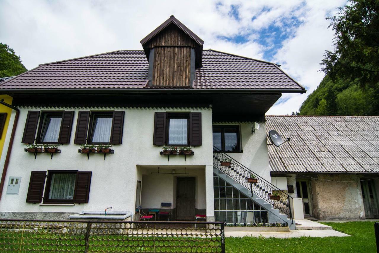 Apartma Kukc Bovec Apartamento Kal-Koritnica Exterior foto