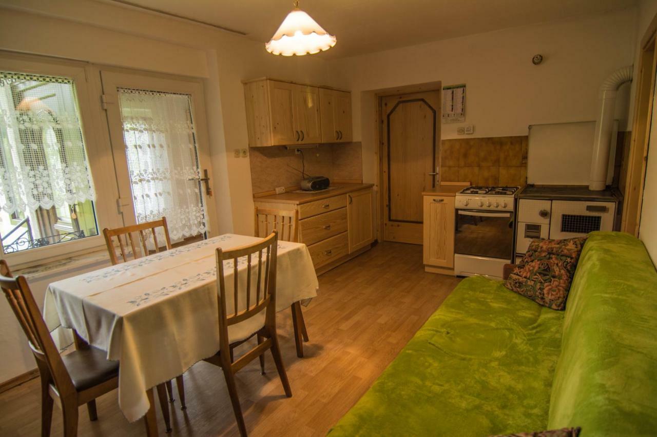 Apartma Kukc Bovec Apartamento Kal-Koritnica Exterior foto