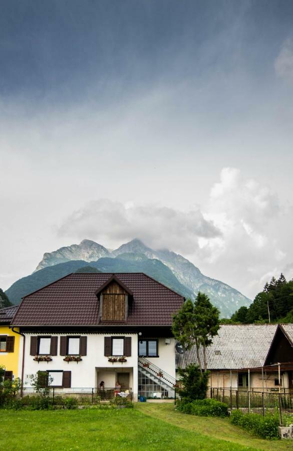 Apartma Kukc Bovec Apartamento Kal-Koritnica Exterior foto