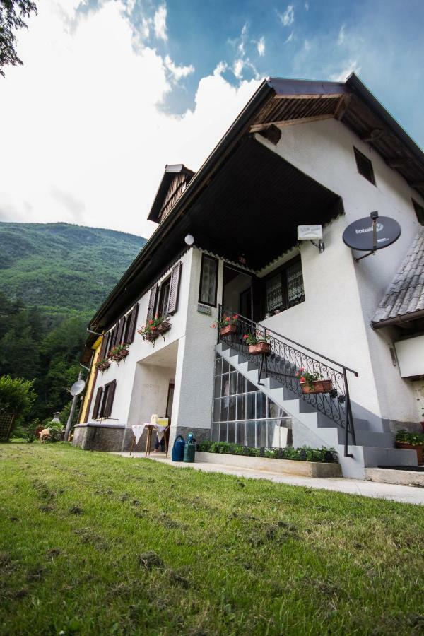 Apartma Kukc Bovec Apartamento Kal-Koritnica Exterior foto